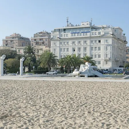 Esplanade بيسكارا