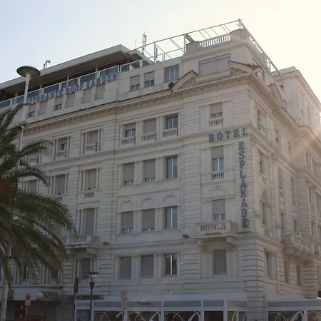 Esplanade 4*