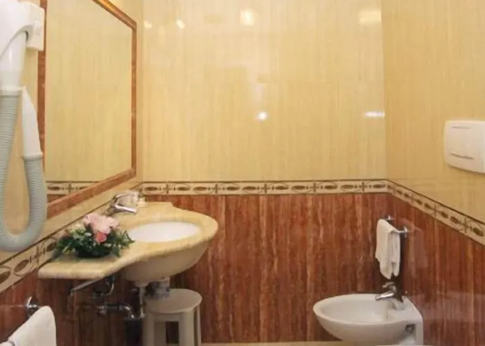 Отель Esplanade Пескара