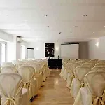 Esplanade Hotel 4*