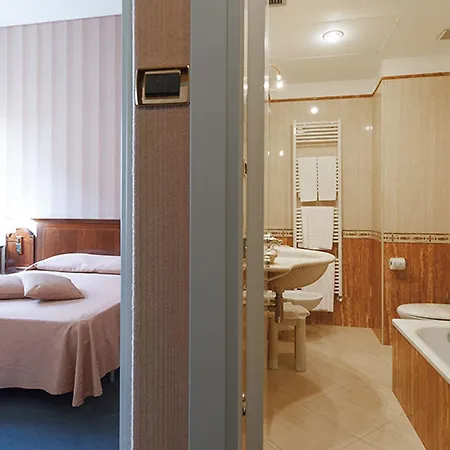 Szálloda Esplanade 4*