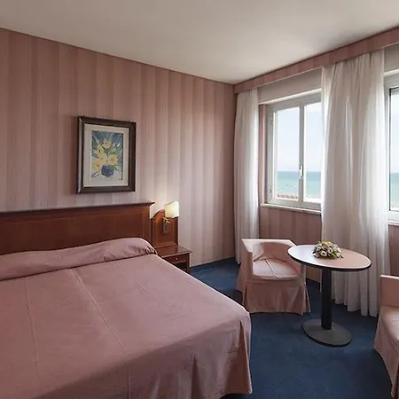 Esplanade Hotel