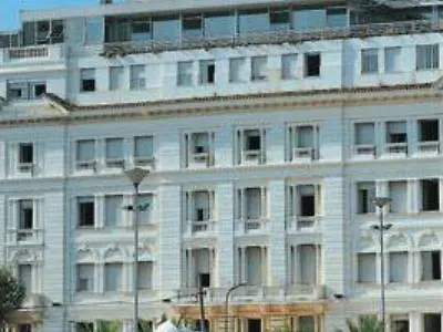 Esplanade פסקרה