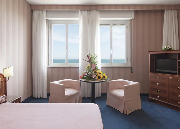 Szálloda Esplanade 4*